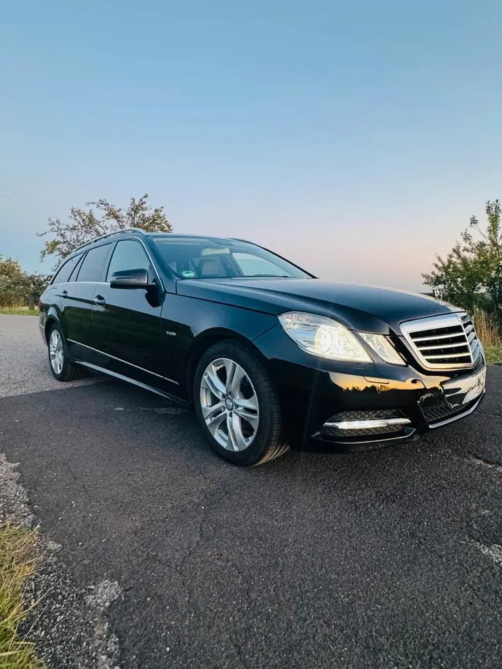 Mercedes-Benz E 200 E-Klasse