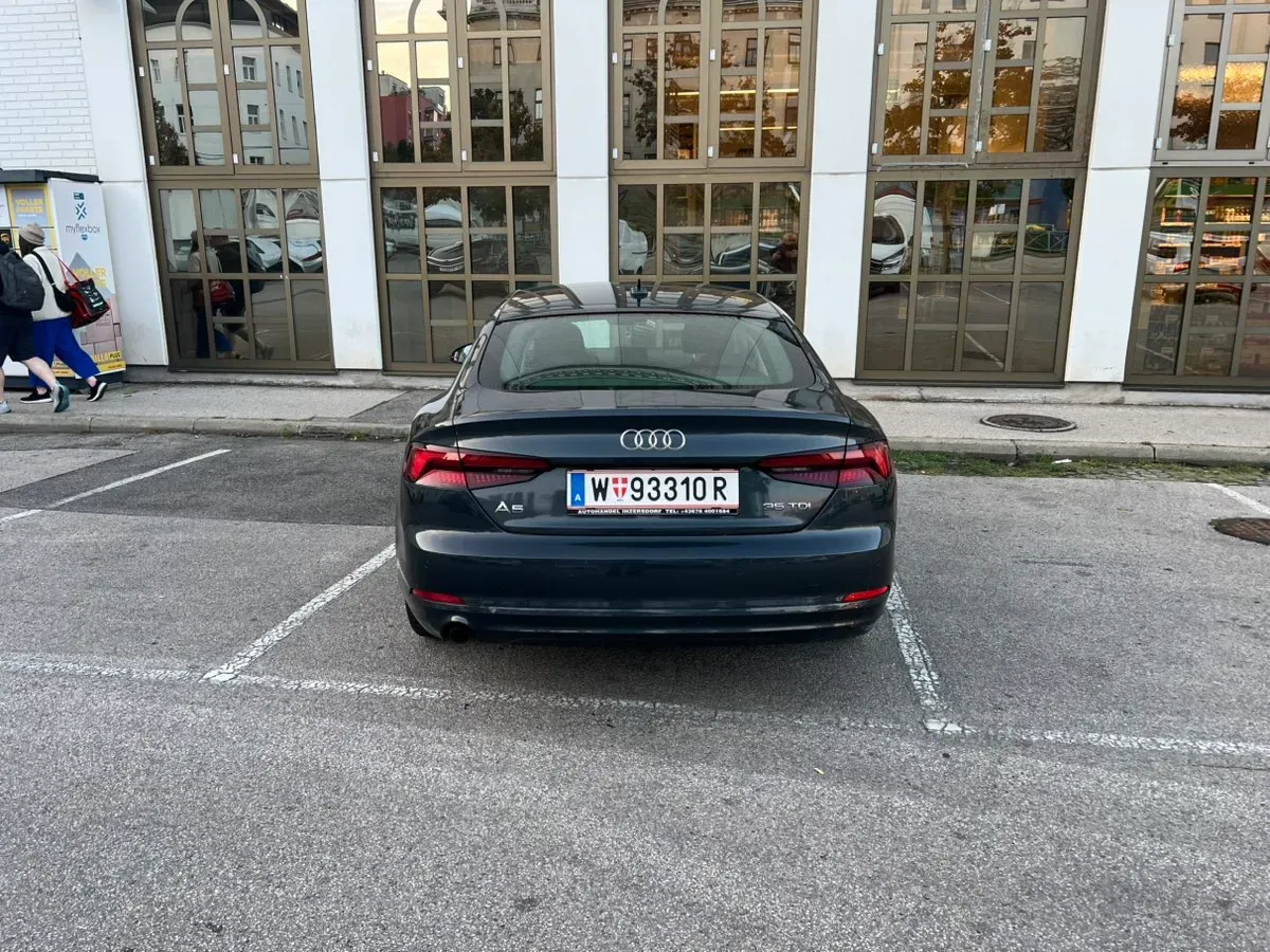 Audi A5 2019 photo 2