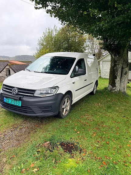 Volkswagen Caddy Maxi 2016 photo 2