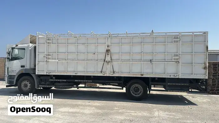 Mitsubishi Fuso Canter 2018 photo 2