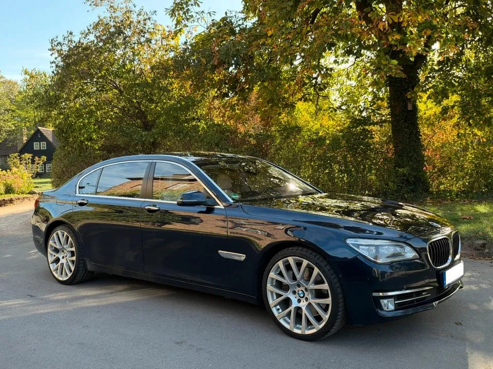 BMW 750D