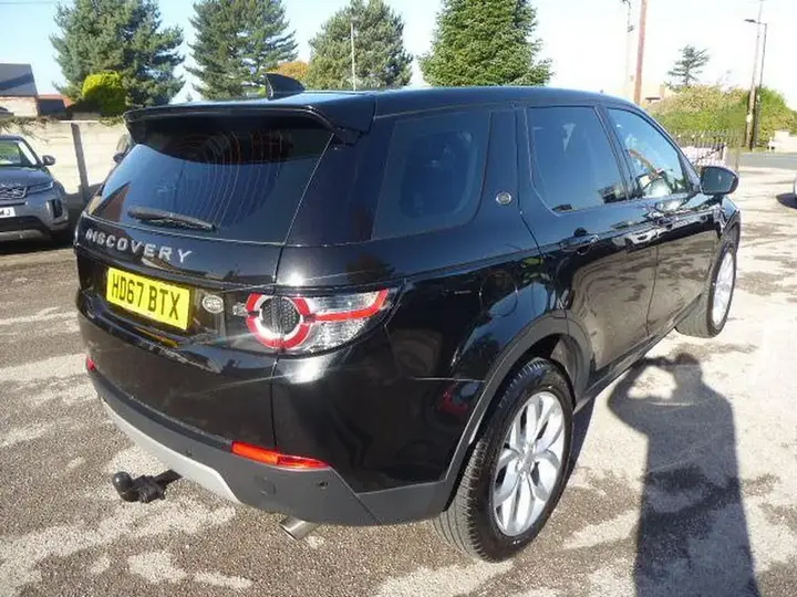 Land Rover Discovery Sport 2017 photo 4
