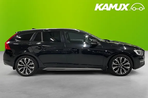 Volvo V60 2016 photo 2