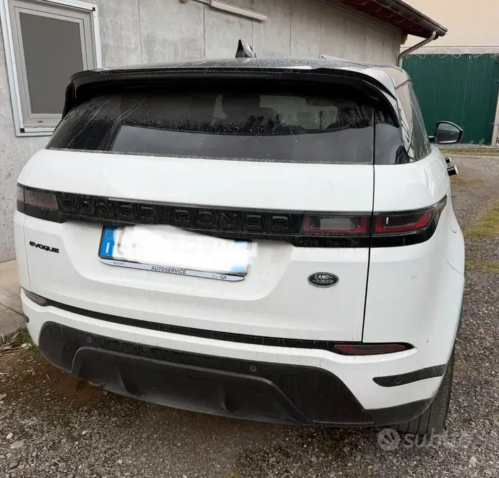 Land Rover Range Rover Evoque 2022 photo 3