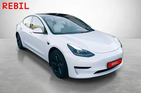 Tesla Model 3 2023 photo 4