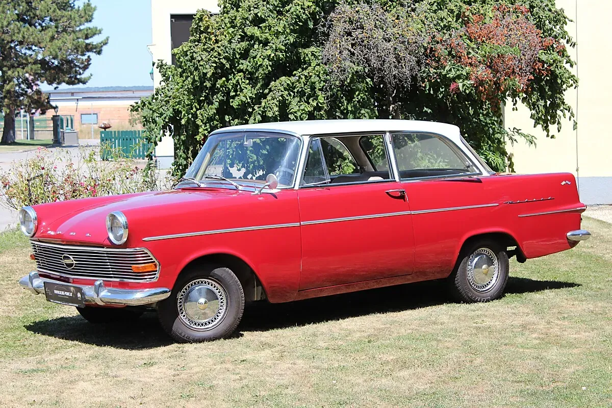 Opel Rekord 1962 photo 3