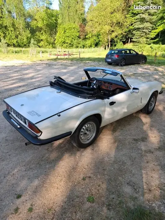 Triumph Spitfire 1977 photo 2