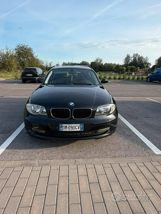 BMW 118D 2007 photo 3