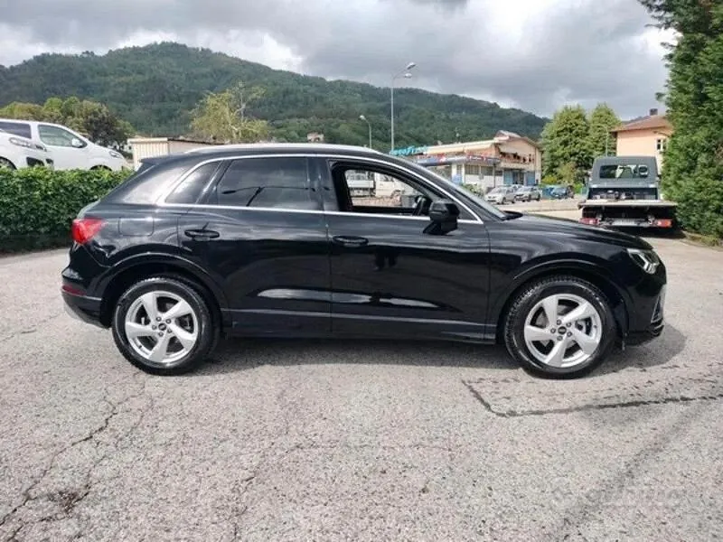 Audi Q3 2023 photo 3