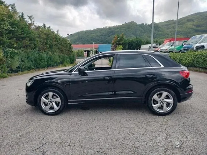 Audi Q3 2023 photo 4