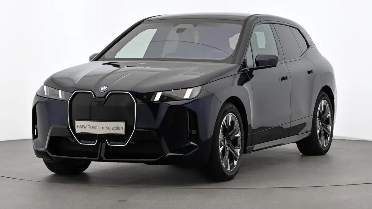 BMW Ix