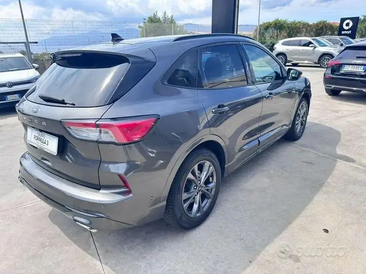 Ford Kuga 2021 photo 3