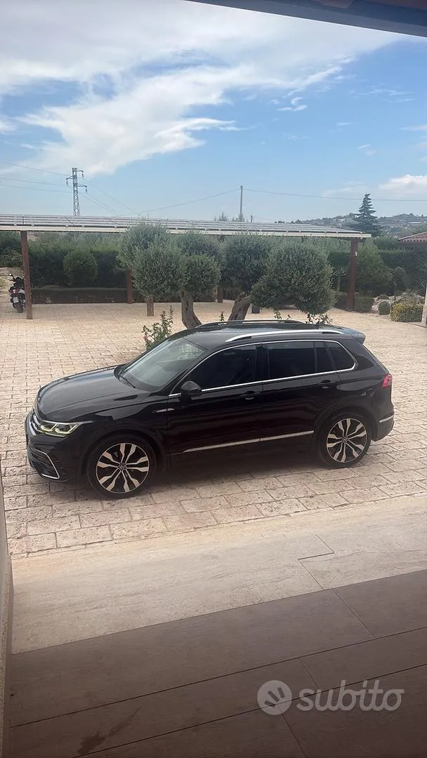 Volkswagen Tiguan 2021 photo 2