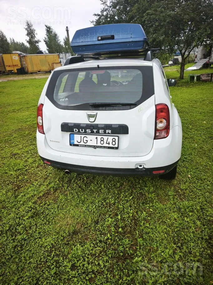 Dacia Duster 2013 photo 2