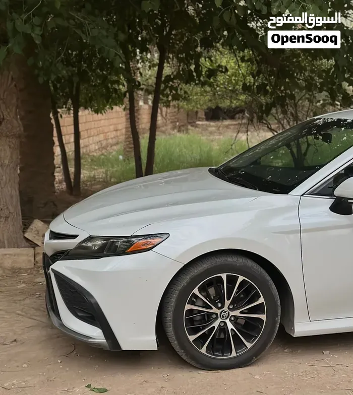 Toyota Camry 2023 photo 3