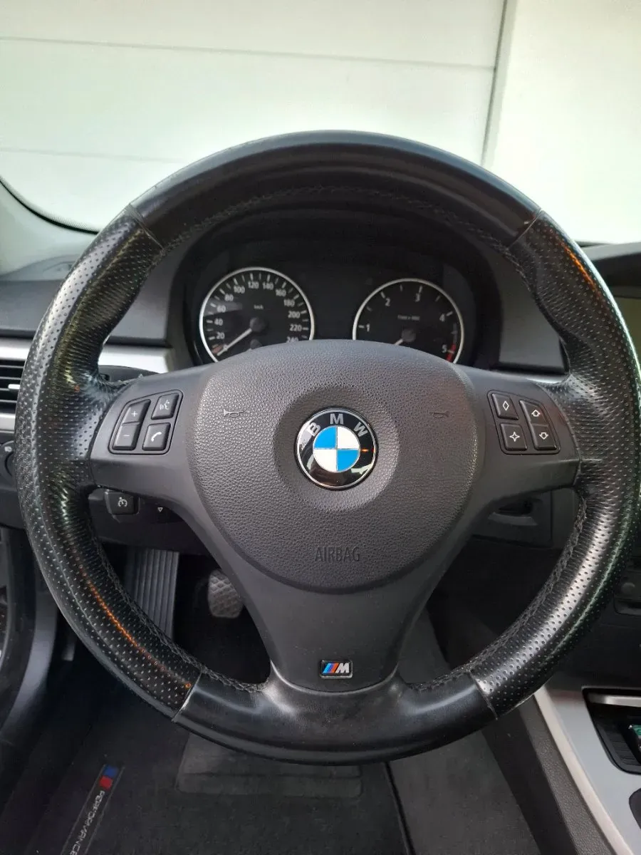 BMW 3 Series 2007 photo 3