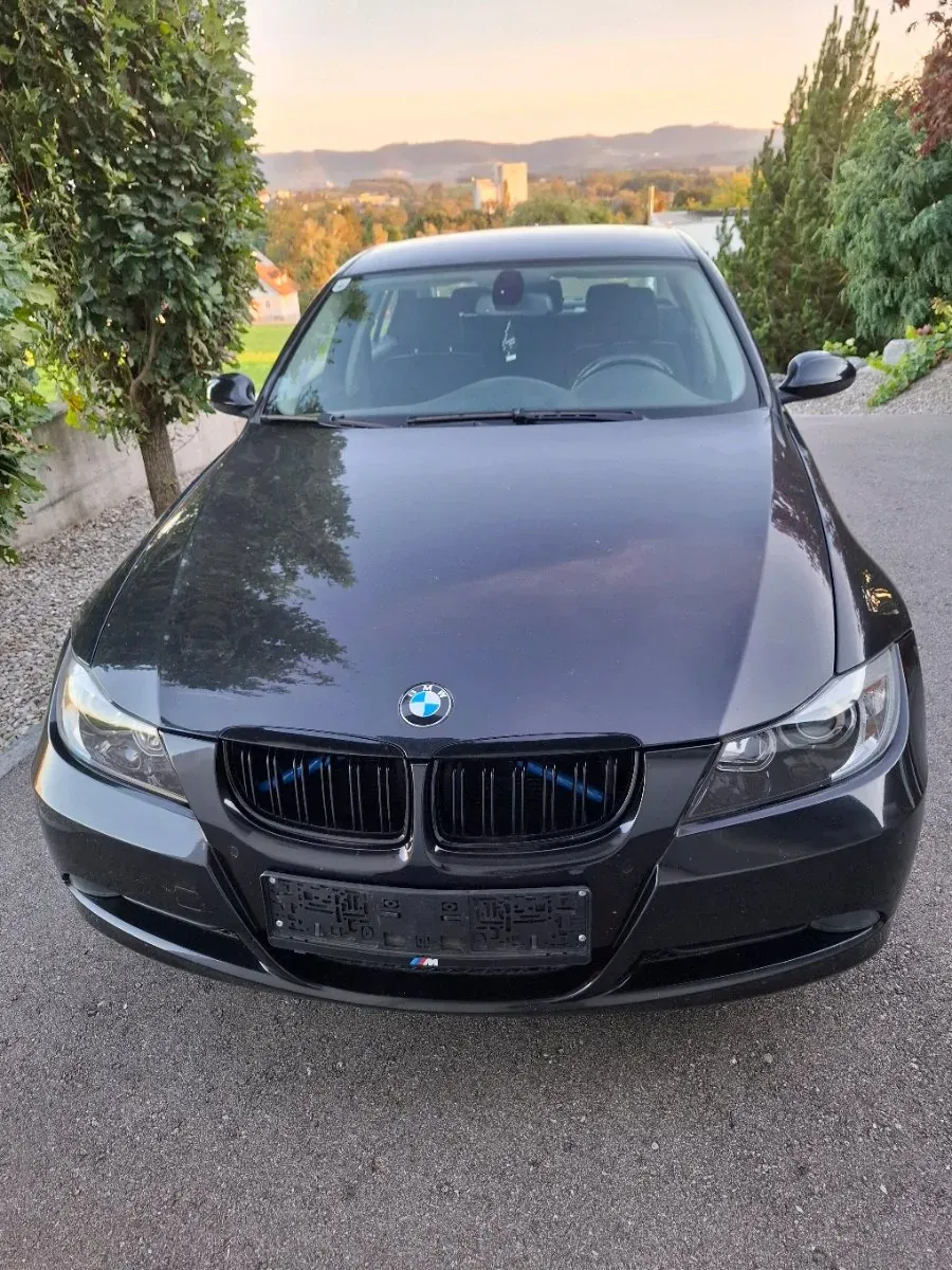 BMW 3 Series 2007 photo 2