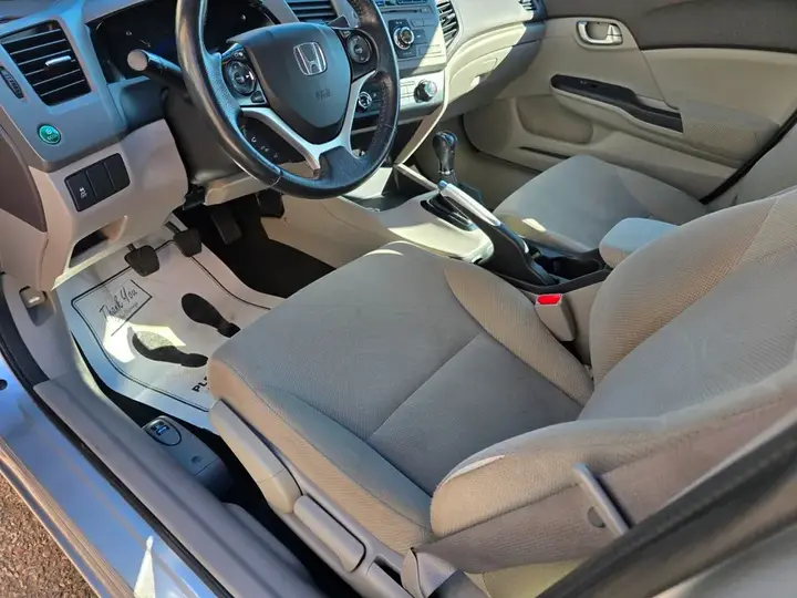 Honda Civic 2012 photo 4