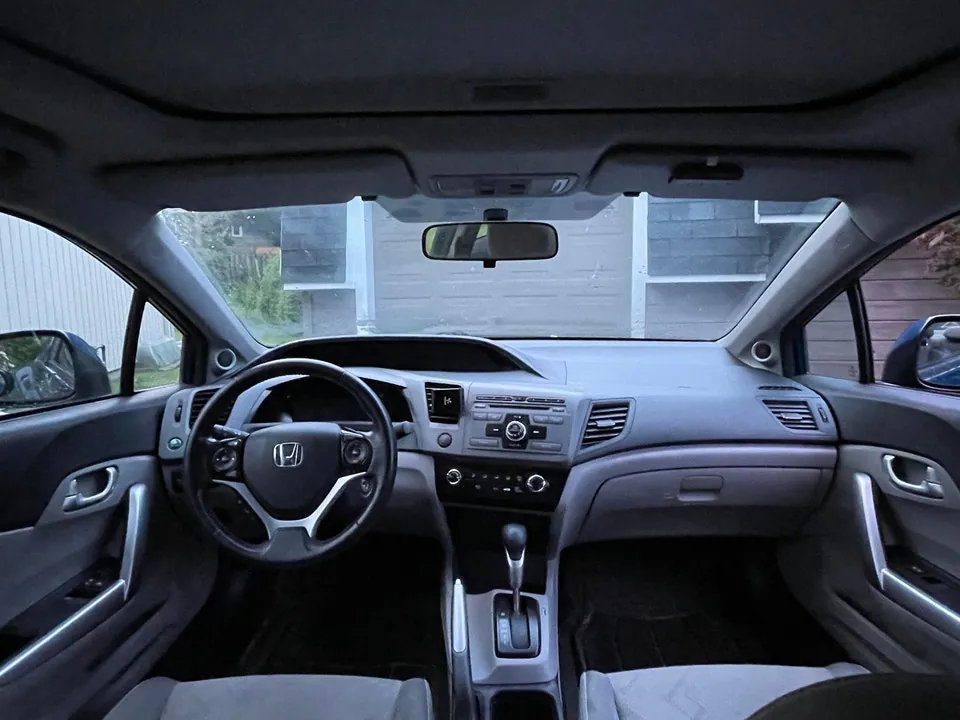 Honda Civic 2012 photo 4