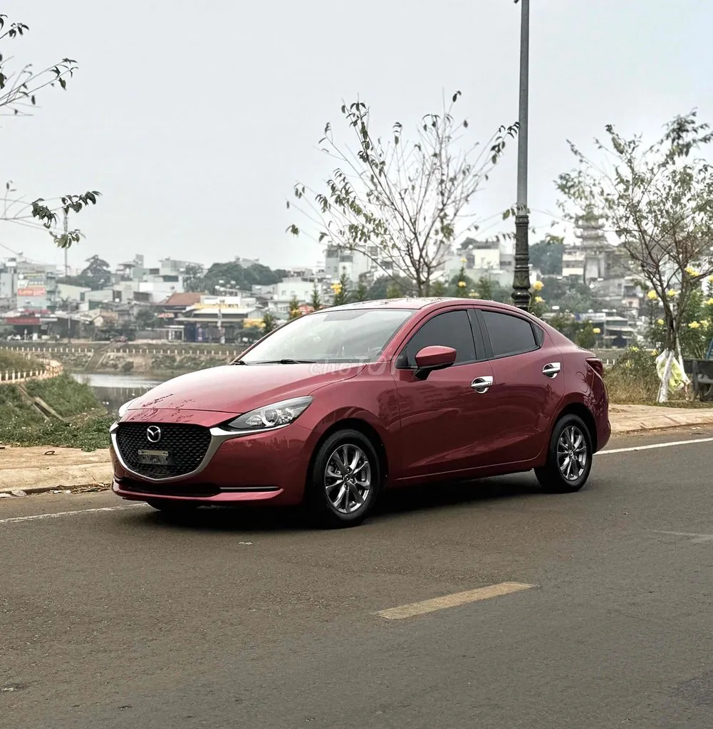 Mazda 2 2021 photo 2