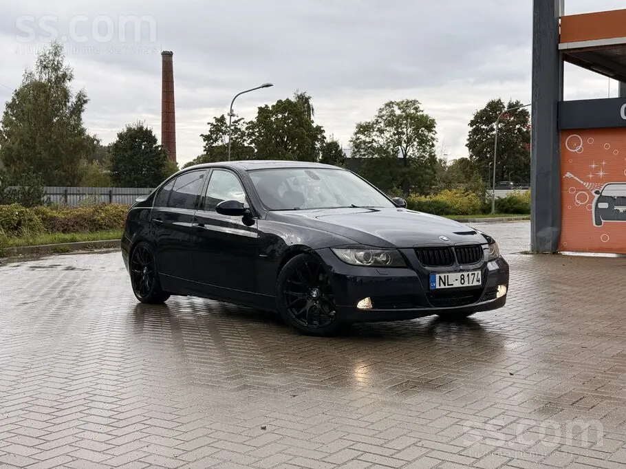 BMW 320
