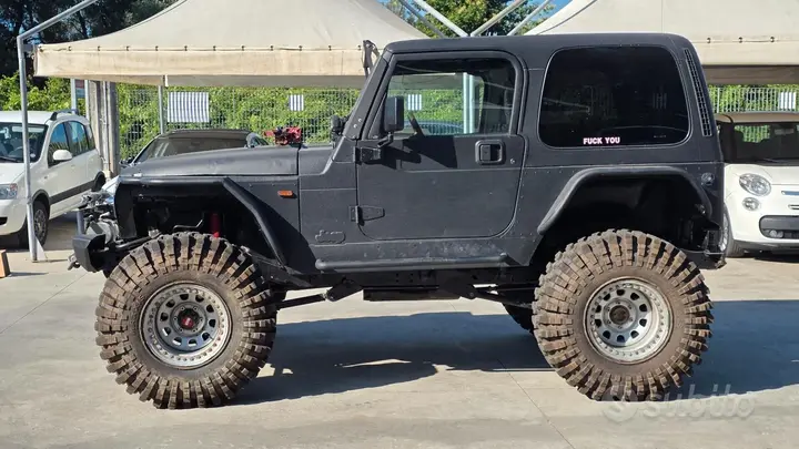 Jeep Wrangler 1997 photo 4