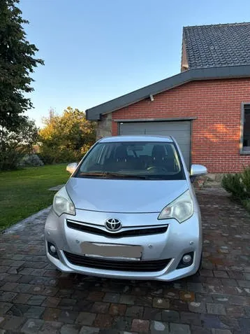 Toyota Verso-S