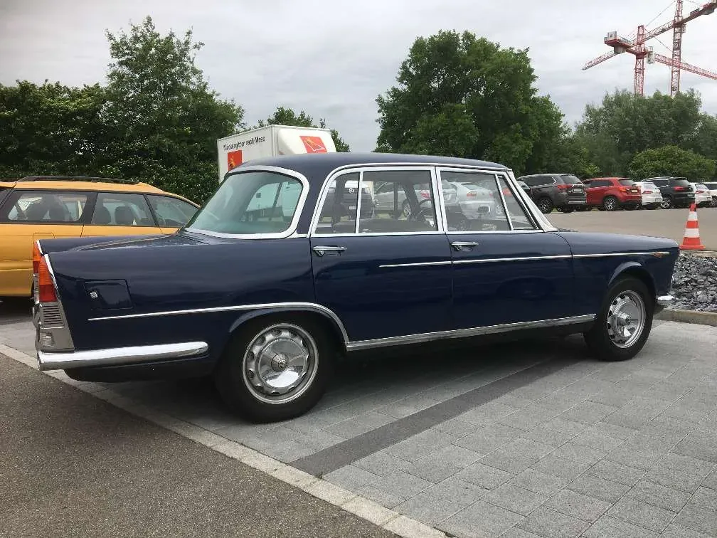 Alfa Romeo Berlina 2000 1960 photo 2