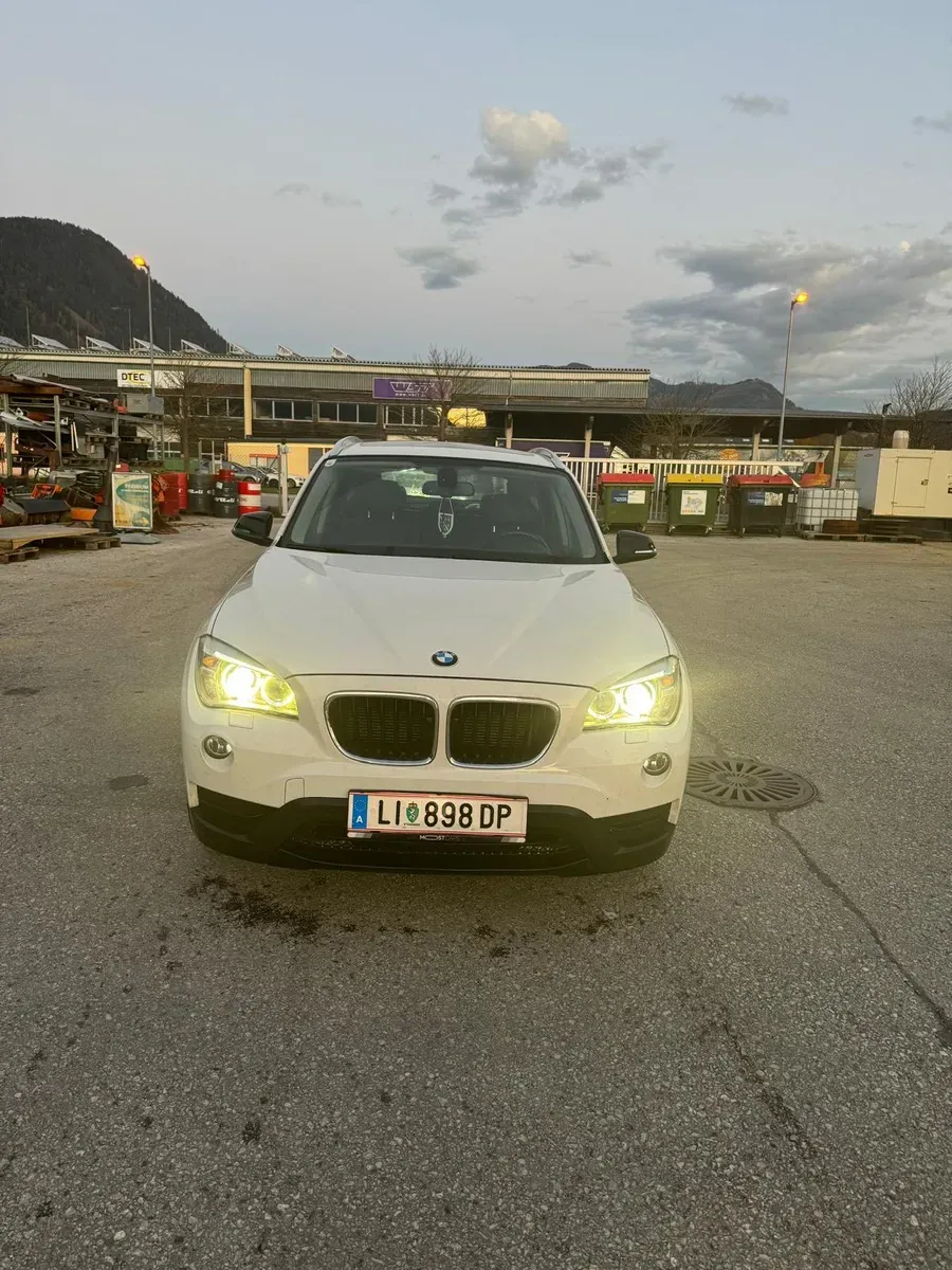 BMW X1 2012 photo 3