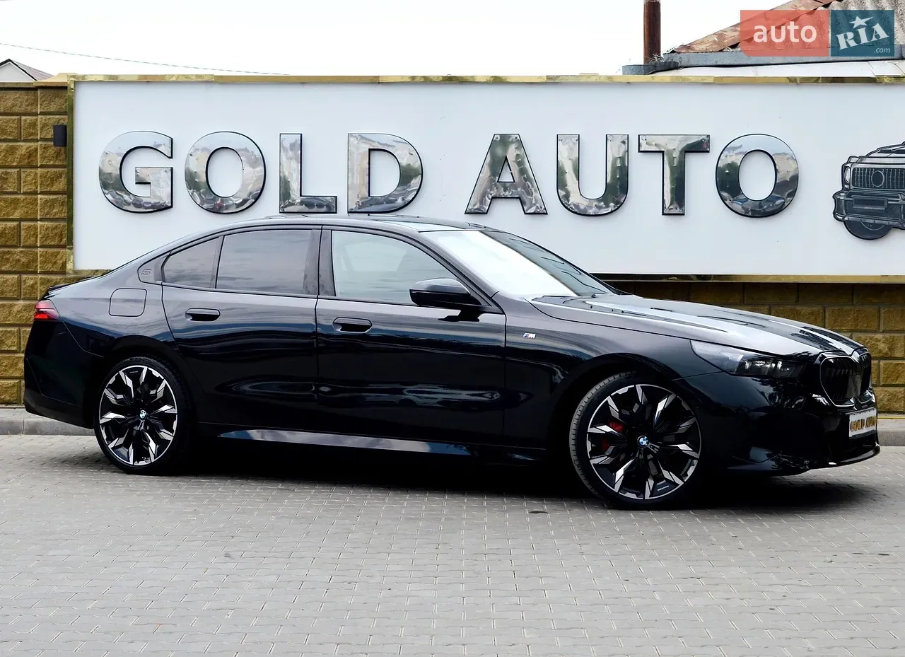 BMW 5 Series 2025 photo 3