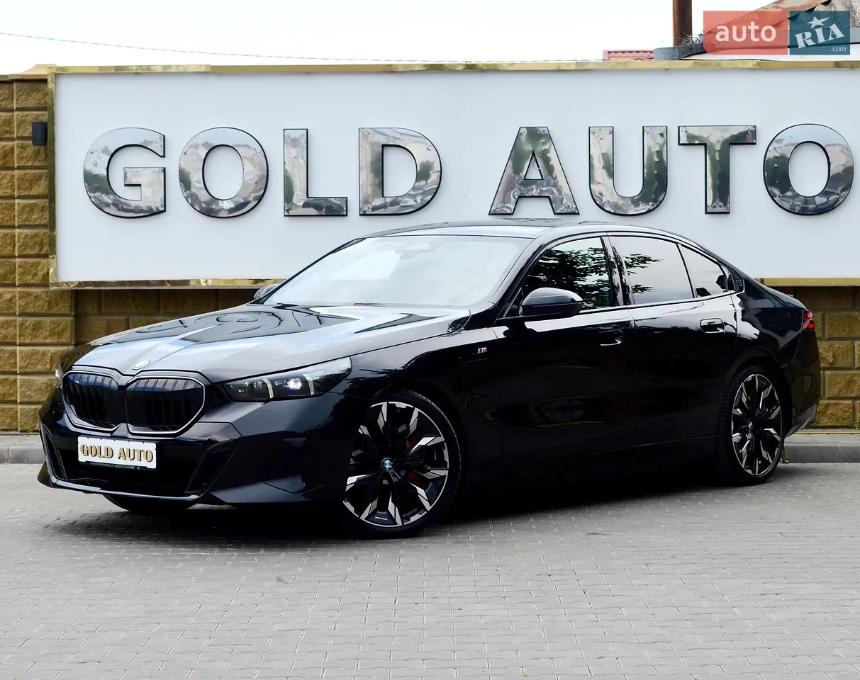 BMW 5 Series 2025 photo 2