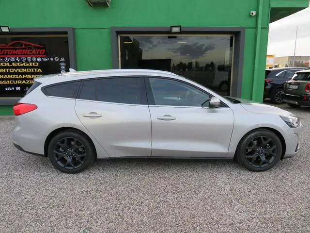 Ford Focus 2021 photo 5