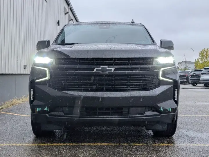 Chevrolet Tahoe 2024 photo 2