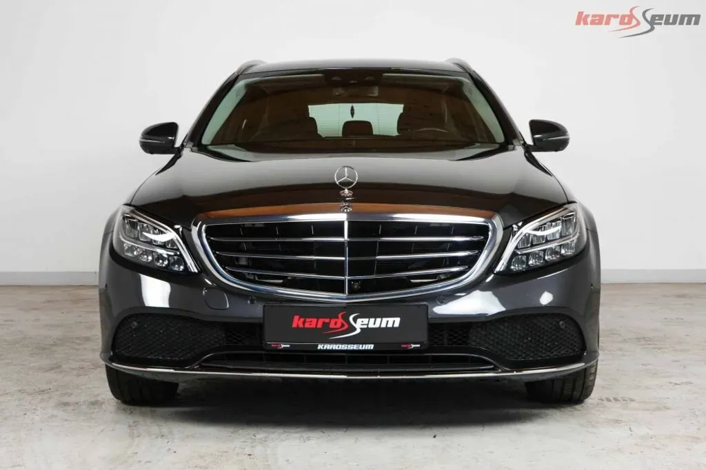 Mercedes-Benz C-Class 2021 photo 2