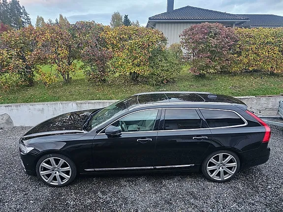 Volvo V90