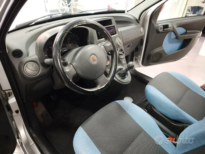 Fiat Panda 2009 photo 2