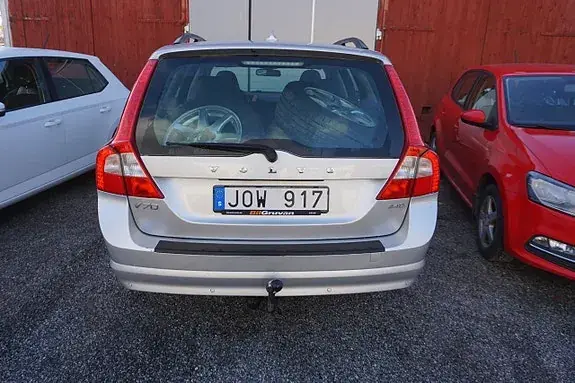 Volvo V70 2010 photo 5