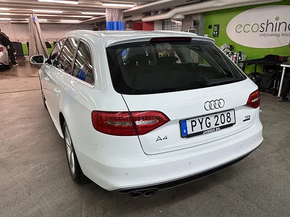 Audi A4 2015 photo 3