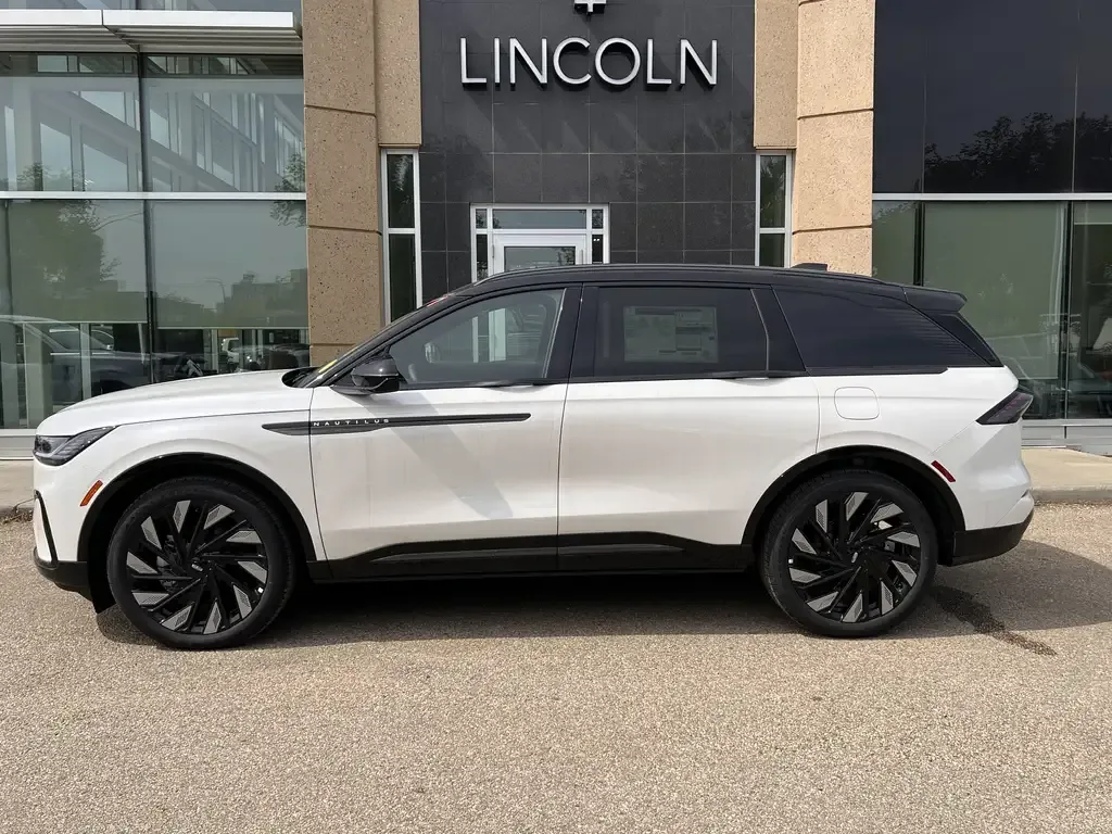 Lincoln Nautilus 2026 photo 4