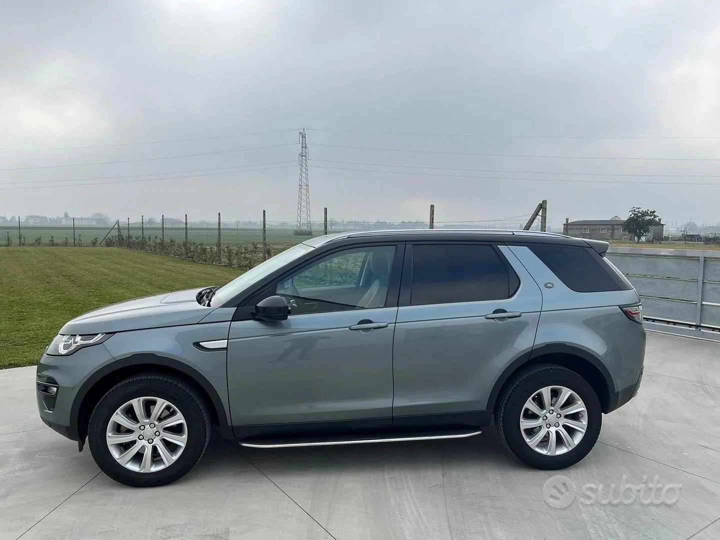 Land Rover Discovery Sport 2015 photo 4