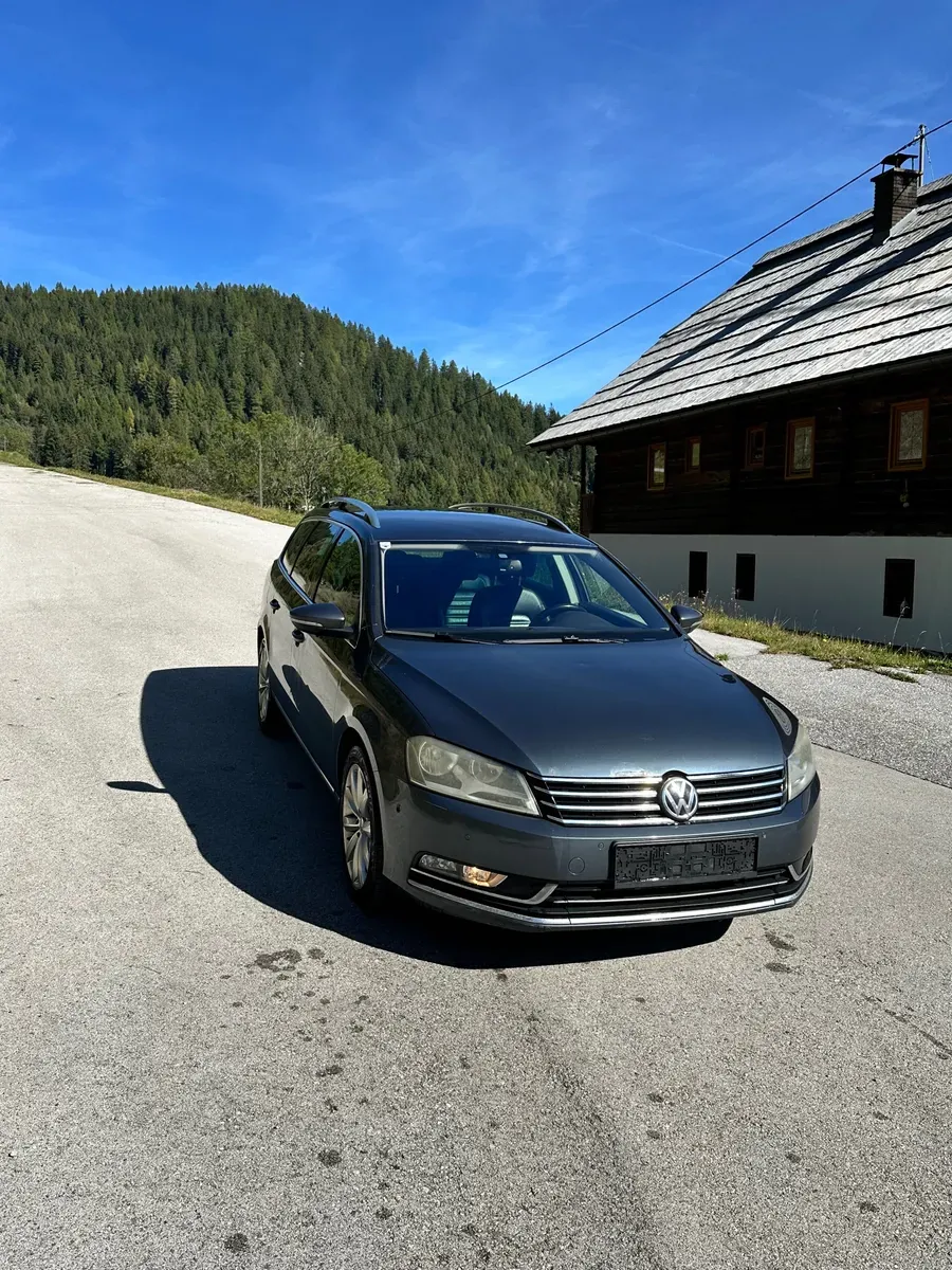 Volkswagen Passat 2011 photo 3