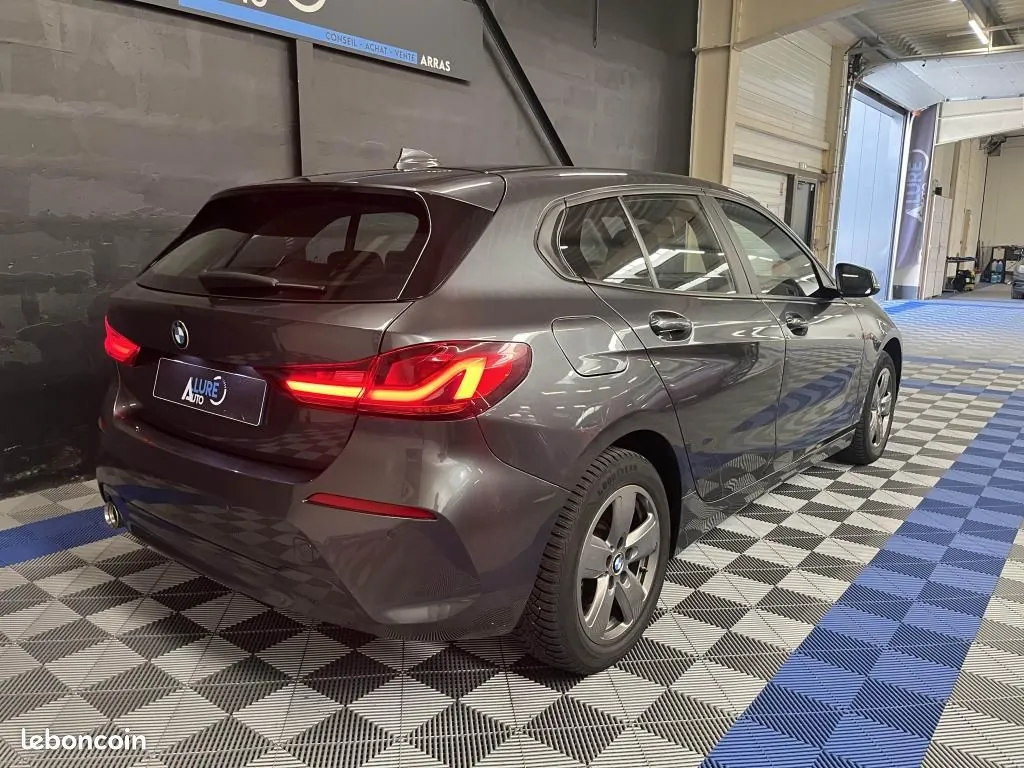 BMW 1 Series 2021 photo 3