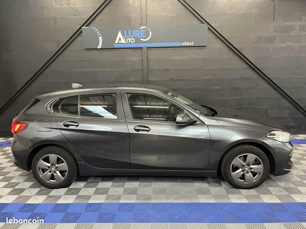 BMW 1 Series 2021 photo 2