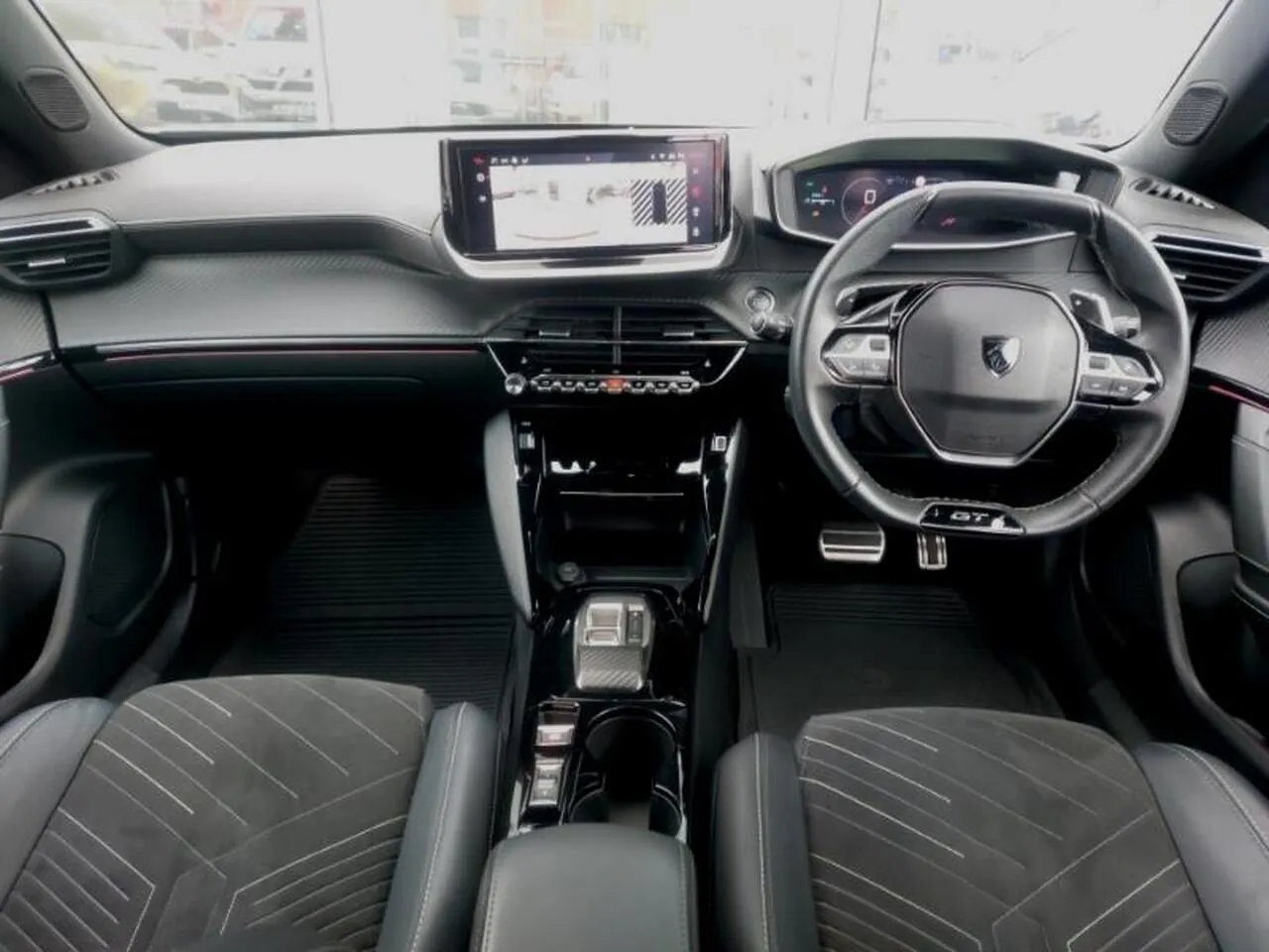 Peugeot 2008 2023 photo 3