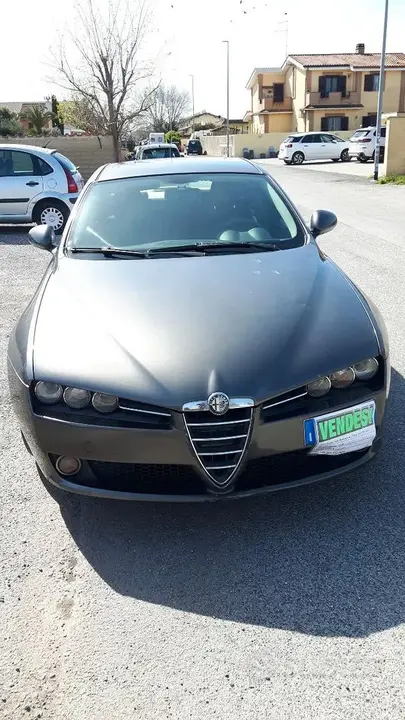 Alfa Romeo 159 2008 photo 5