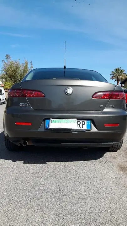 Alfa Romeo 159 2008 photo 3