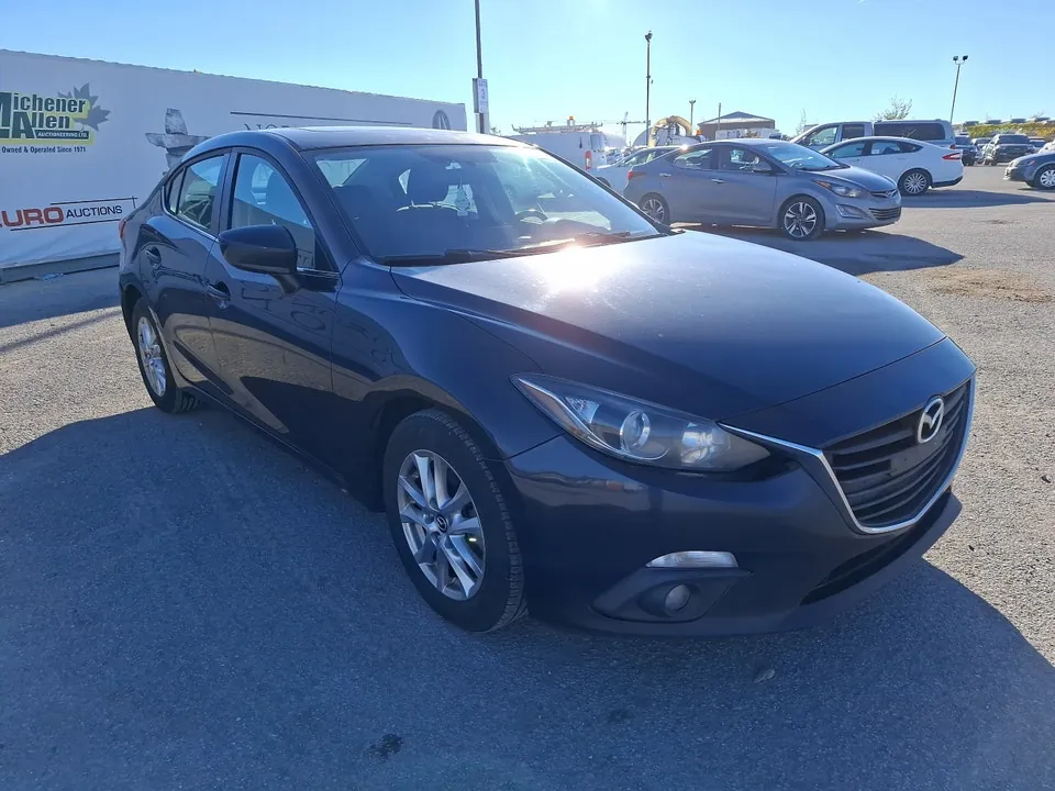 Mazda Mazda3 2015 photo 3