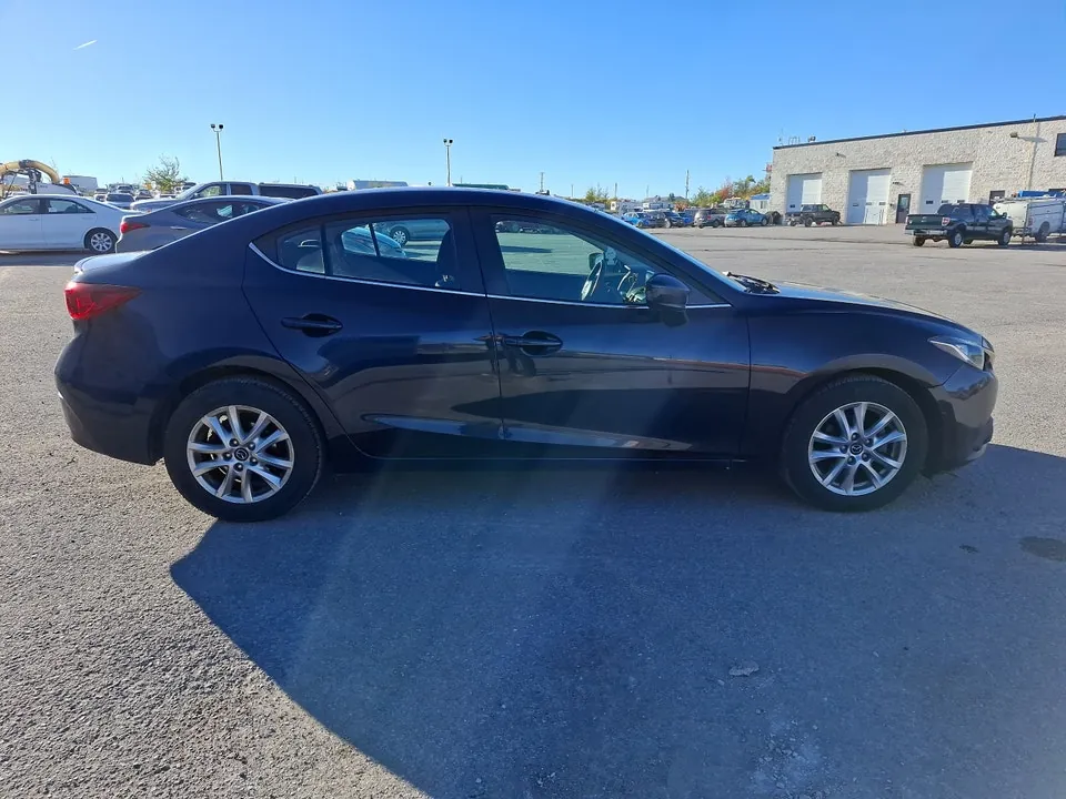 Mazda Mazda3 2015 photo 4