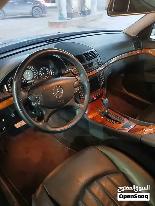 Mercedes-Benz E 280 2009 photo 2