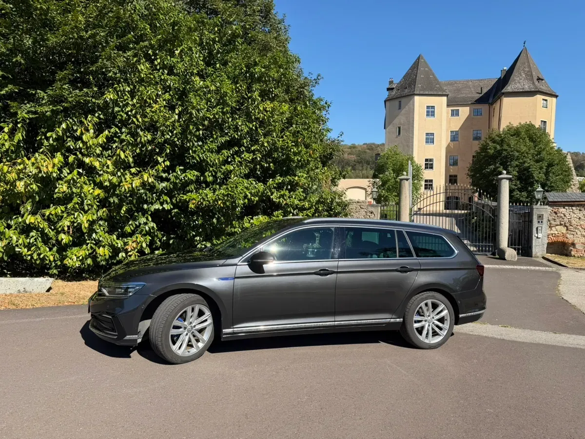 Volkswagen Passat 2020 photo 3